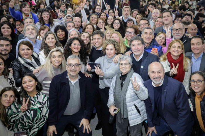 Barrios expuso durante el Seminario Provincial “La revinculación educativa en los barrios populares bonaerenses”