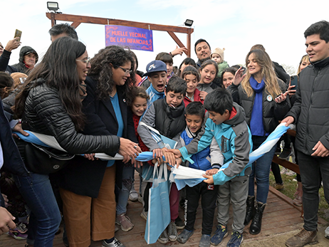 Inauguración del Muelle Vecinal de las Infancias en el barrio Garrote