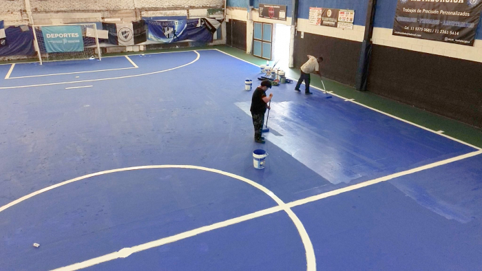 Tareas de mejoras en la infraestructura del club Almagro 