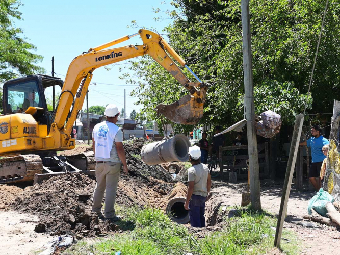 Obras de desagües pluviales en San Vicente