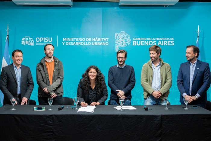 Florencio Varela, Escobar y Mercedes firman convenio para nuevas obras en 28 barrios