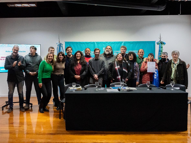 Acto de presentación de proyectos de reurbanización junto a la CTA