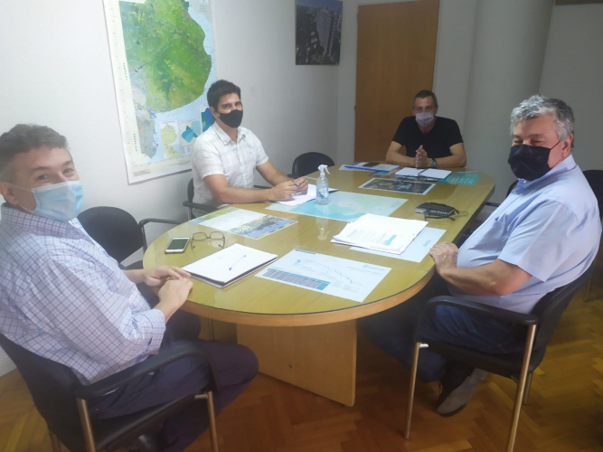 Mesa de trabajo con autoridades del Astillero Río Santiago