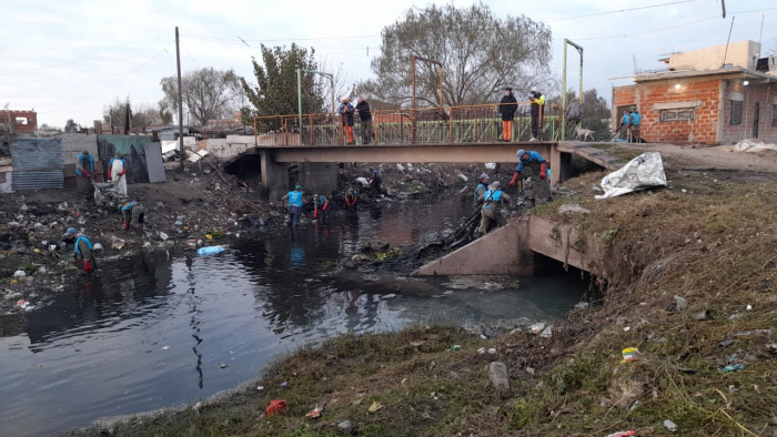 Operativos de limpieza en 3.200 m. en ríos y arroyos 