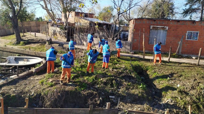 Limpieza y mantenimiento en 2.250 metros de arroyos y canales 