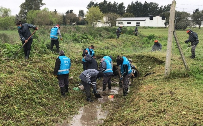 Operativos de limpieza en 9.150 metros de arroyos, canales y zanjas