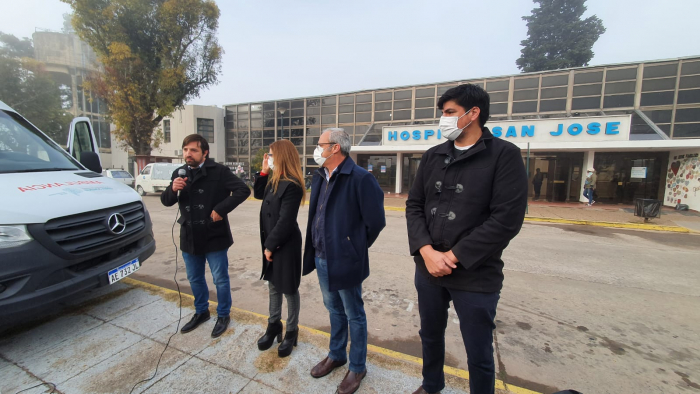 El ministro de salud bonaerense, Nicolás Kreplak, realizó este viernes una recorrida por centros de salud de localidades de la R