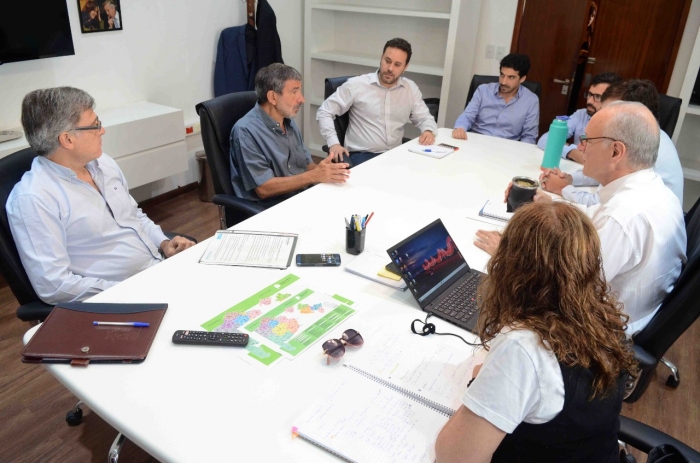 Los encargados de ambas áreas se reunieron esta mañana en la sede de Salud de Provincia.