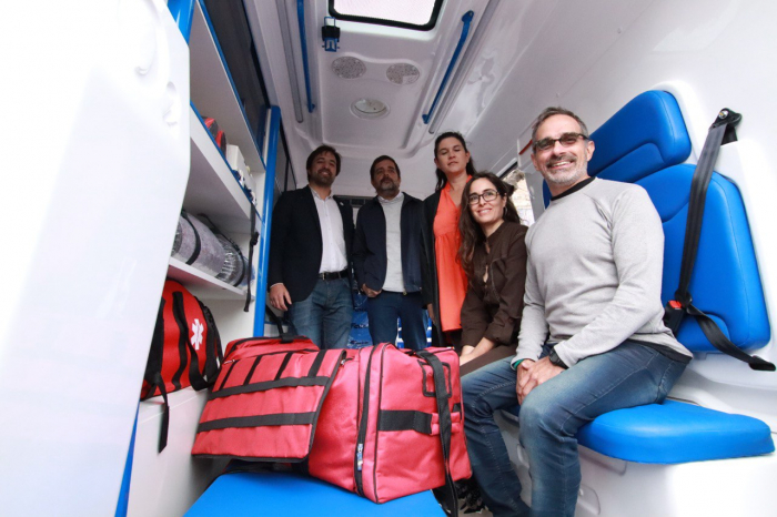 Kreplak inauguró un Centro de Atención Primaria y entregó una ambulancia