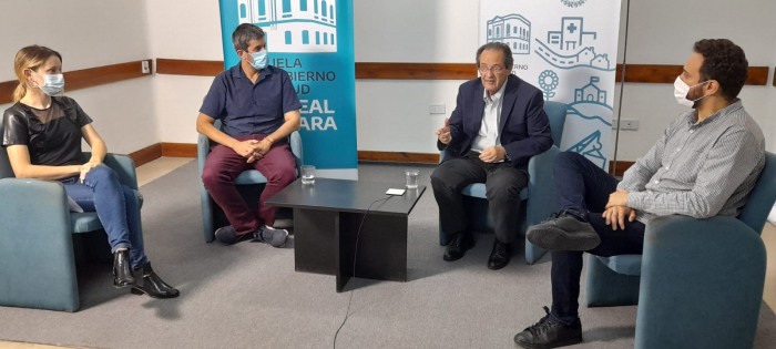 Rovere, García, Rey y Testa en el lanzamiento del programa.