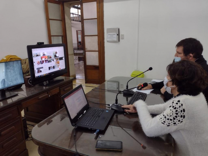 Crespo y Rey durante la jornada virtual.