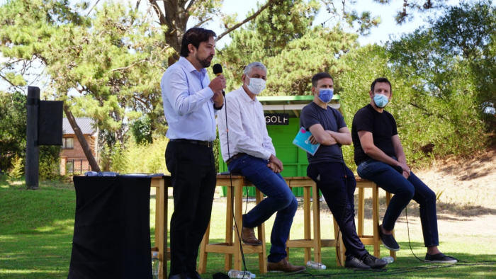 La conferencia se realizó en el Golf Club de Villa Gesell.