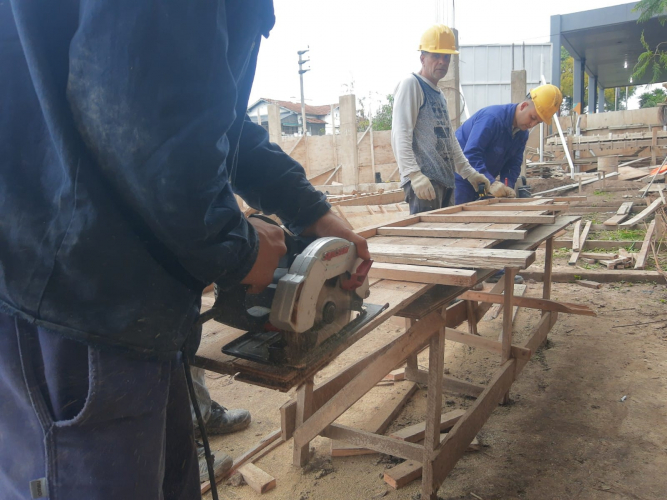 Avanzan las obras en el hospital "Mariano y Luciano de la Vega" de Moreno