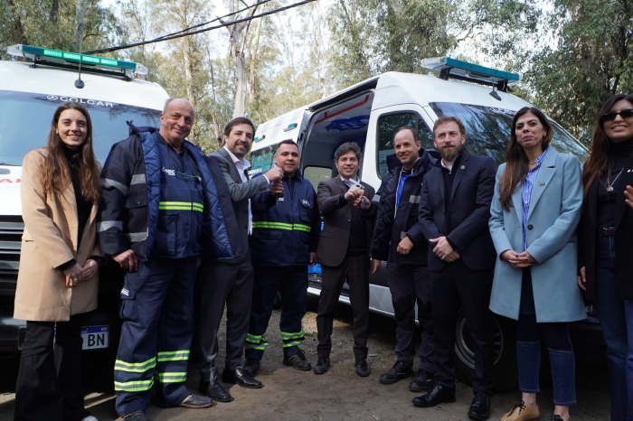 Kicillof y Kreplak inauguraron un CAPS y entregaron ambulancias Kicillof y Kreplak inauguraron un CAPS y entregaron ambulancias