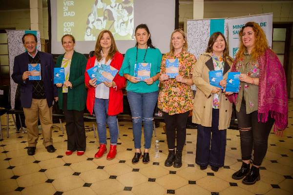 Salud y el Ministerio de Mujeres presentaron material sobre diversidad corporal 