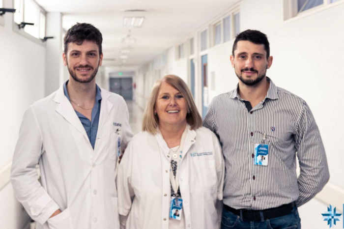 El equipo médico del hospital Favaloro que realizó la práctica.