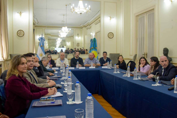 El Ministro Kreplak en la legislatura.