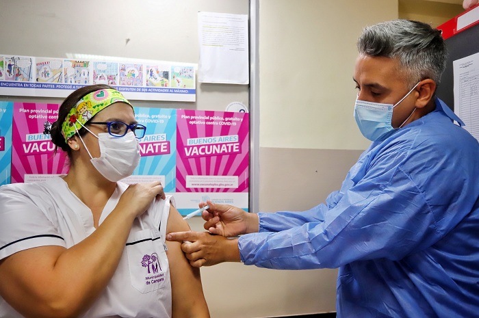 Provincia comienza a aplicar un segundo refuerzo de la vacuna contra el COVID