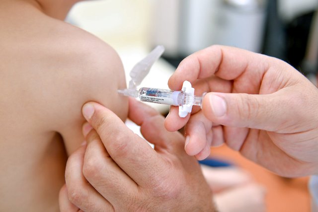 La Provincia ya superó los 3 millones de vacunas entregadas en 90 días de gestión