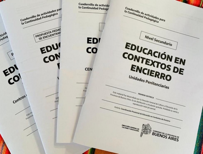 Cuadernillos de continuidad pedagógica impresos por el Estado Bonaerense