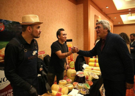 Javier Rodríguez: "Desde la Provincia acompañamos a los pequeños y medianos productores"