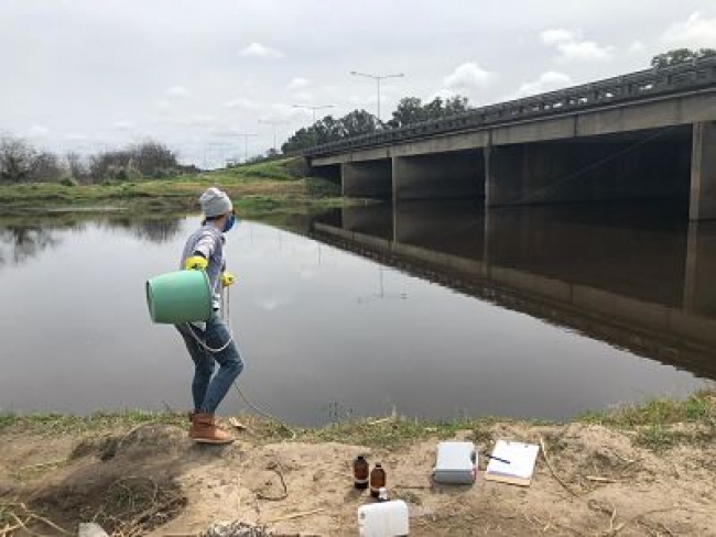 Las muestras recolectadas por el equipo del COMILU, serán analizadas por la Autoridad del Agua.