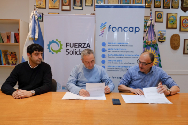 Entre Fuerza Solidaria y FONCAP