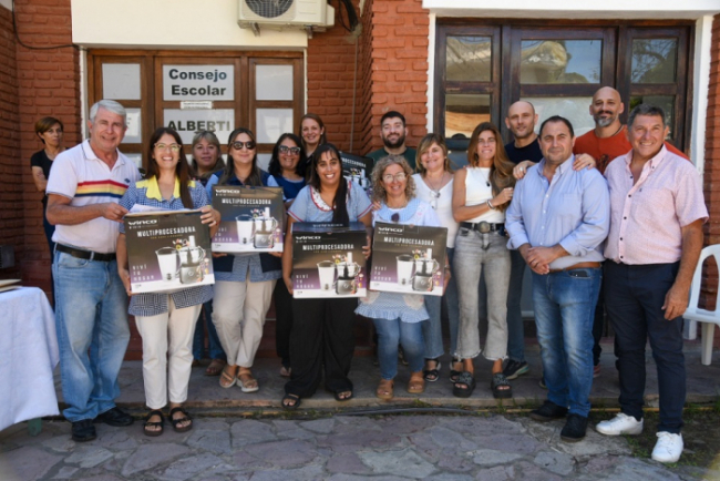 La Provincia avanza con la distribución de equipamiento y del primer recetario bonaerense Mediante recorridas en territorio