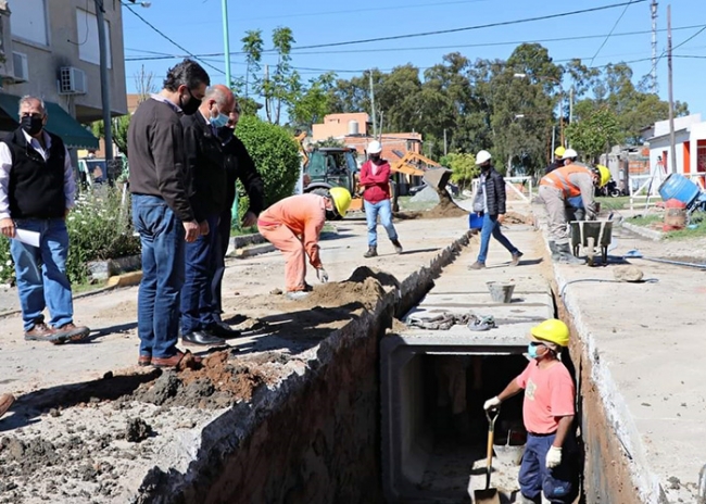 Reinician obra de desagües pluviales en Ensenada