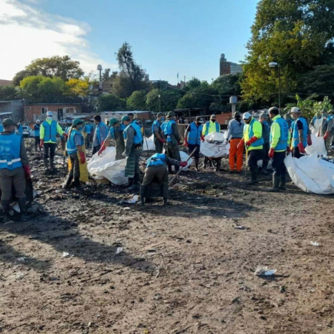 Operativo de limpieza de arroyos en Quilmes