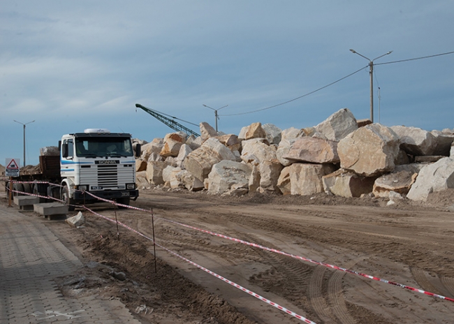 Reanudan obras de contención en Mar Chiquita