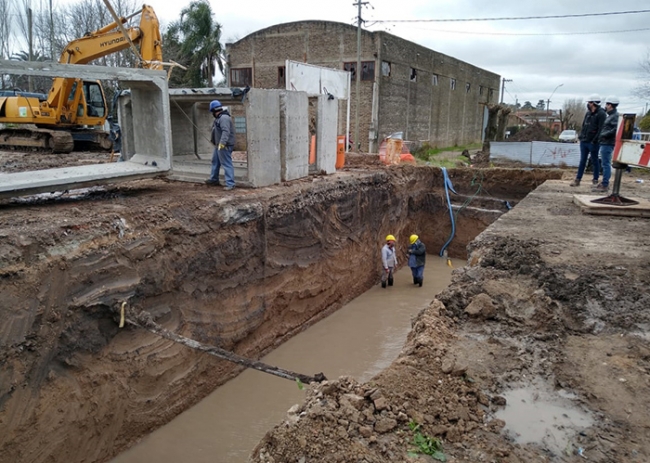 Reinicio de la obra de desagües pluviales en Brandsen