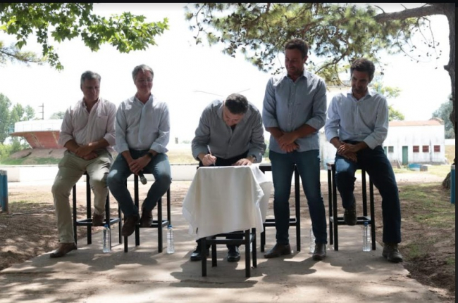 Comenzó la obra de la planta depuradora cloacal para 25 de Mayo