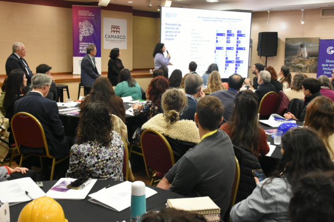 Encuentro “Construir igualdad en infraestructura y servicios públicos”