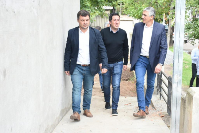 El Ministro Nardini en la recorrida