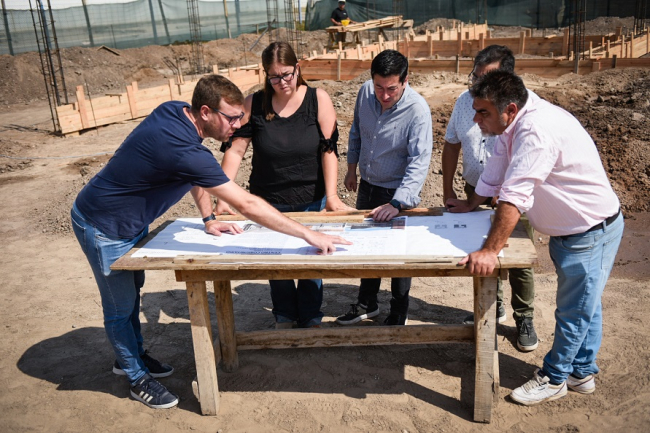 El Ministro Nardini en la recorrida