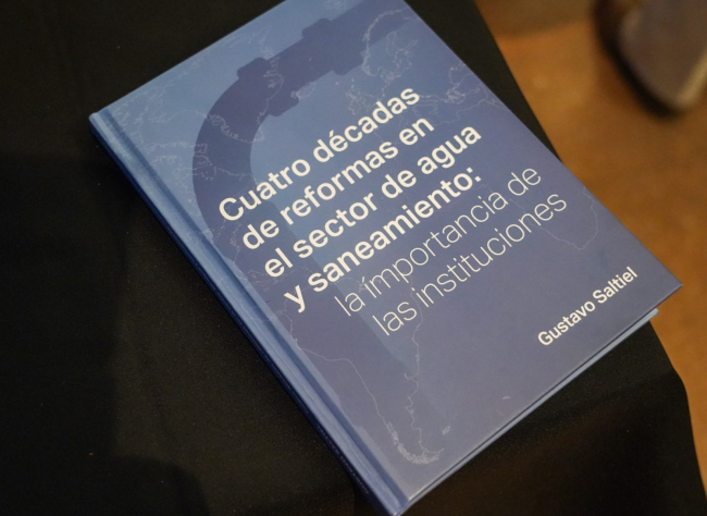 Se presentó el nuevo libro de Gustavo Saltiel