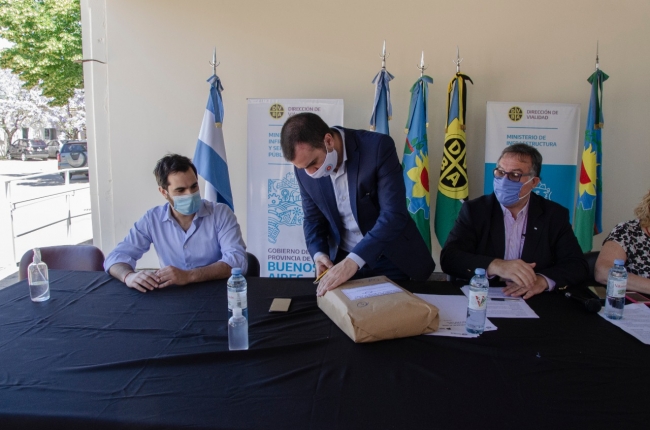 La Provincia de Buenos Aires invierte más de 570 millones de pesos para mejorar Caminos Rurales