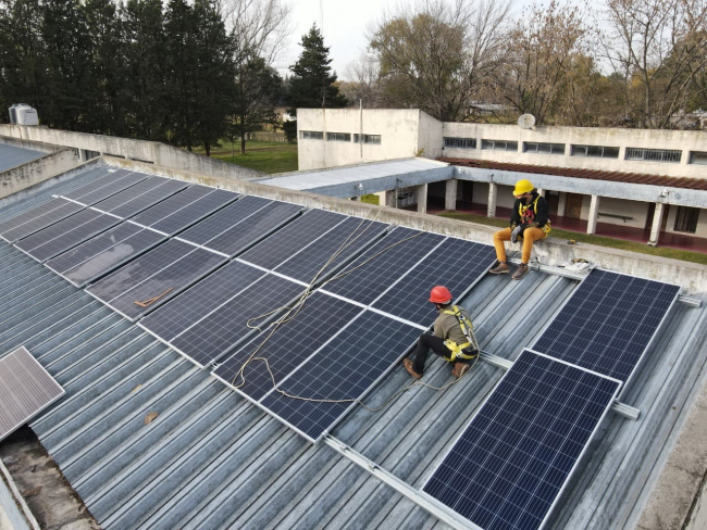 el marco del Proyecto de Eficiencia Energética y Generación Renovable