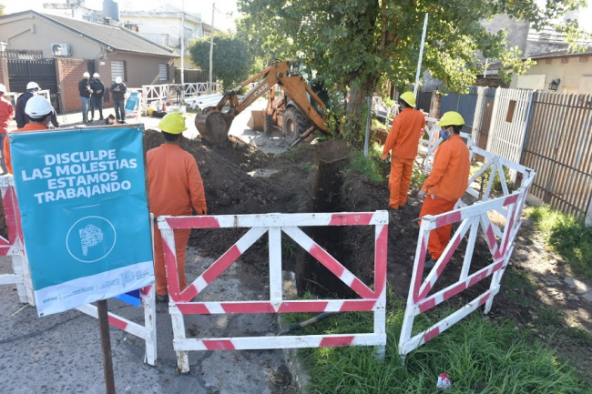 La Provincia inició obras cloacales en Tres de Febrero