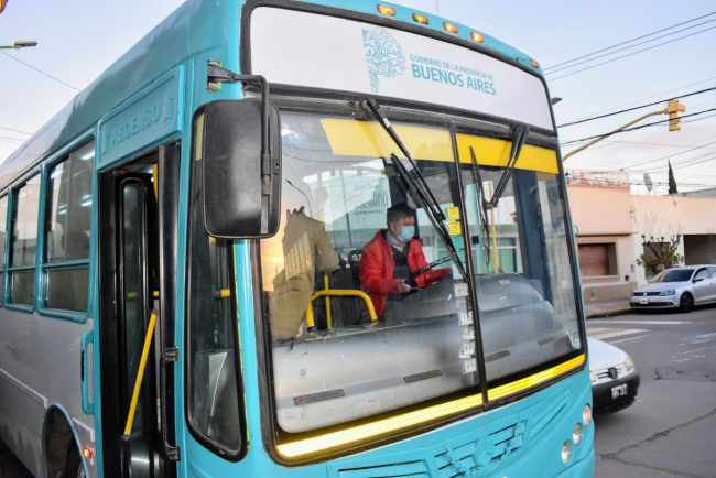 Transporte donó un colectivo al municipio de Roque Pérez