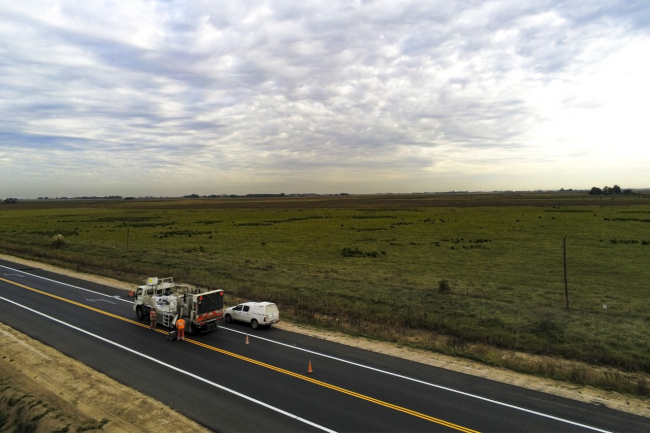 Última etapa de la obra de repavimentación en la Ruta Provincial N° 215