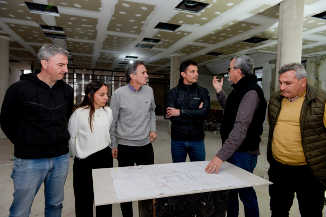 Katopodis expresó: “Milei quiere arruinar a la Provincia de Buenos Aires”