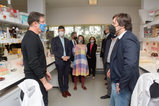 LA PROVINCIA INCORPORA DOS NUEVOS LABORATORIOS DE UNIVERSIDADES NACIONALES A SU RED DE DIAGNOSTICO image 1