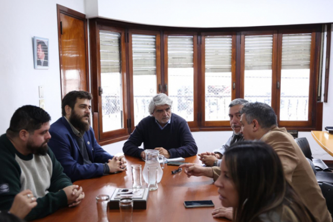 El ministro Correa se reunió con el delegado de Trabajo en Lanús