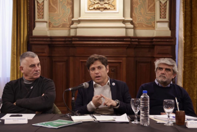 Paco Manrique, Axel Kicillof y Walter Correa, durante el encuentro