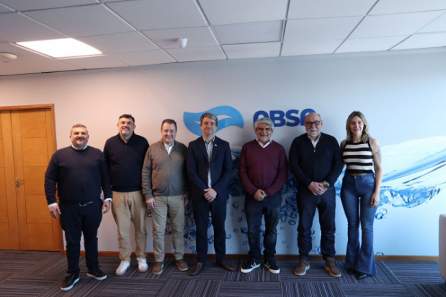 El ministro Walter Correa, el presidente de ABSA, Hugo Obed, y el titular del SOSBA,