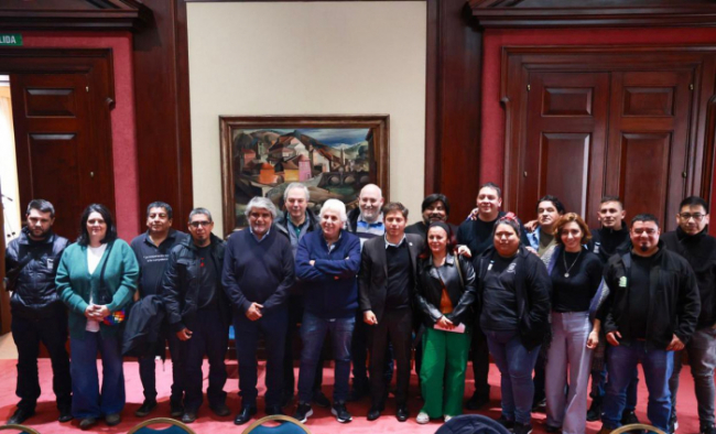 El encuentro de Kicillof y Correa con representantes de