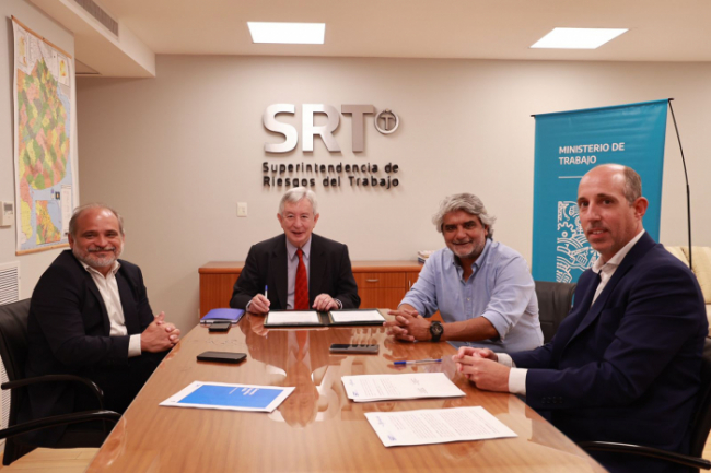 El convenio firmado con la SRT apunta