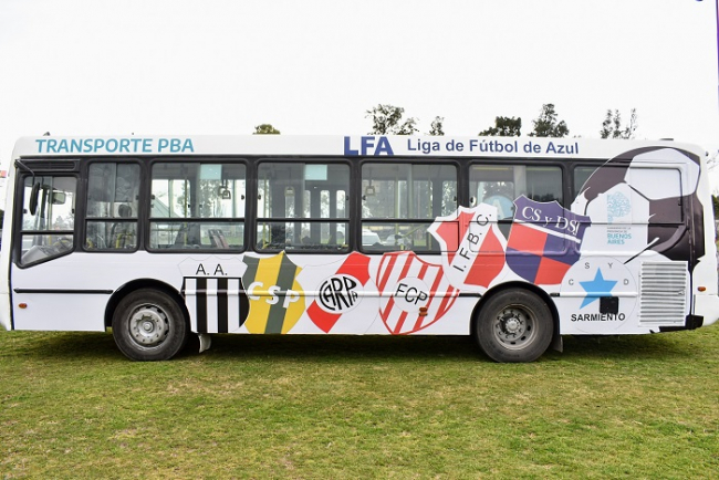 Supply particpó de la donación de bus a la Liga de Fútbol de Azul